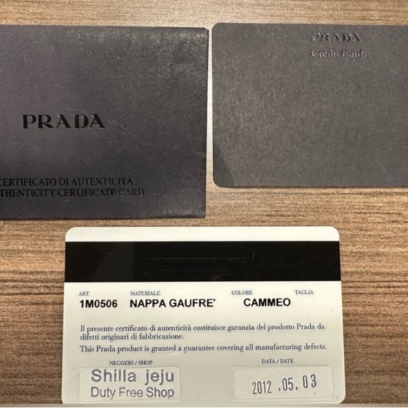 Authentic Prada Saffiano Pink Leather Bow Zip Around Wallet - Picture 11 of 11